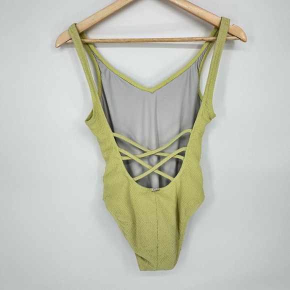 Ele Swim One Piece Criss Cross Back Textured Lime Green Swimsuit Size Medium - Picture 3 of 9